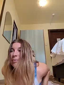 Stripchat Free Porn Cam of story_of_sarah