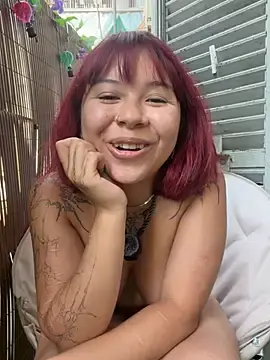 Stripchat Adult Video Chat of YumiLux