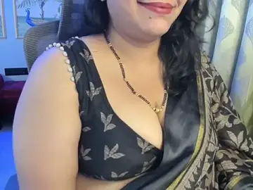 Stripchat Live Sex Cam of tarivishu11