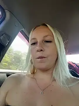 Stripchat Free Porn Cam of MerlinDave