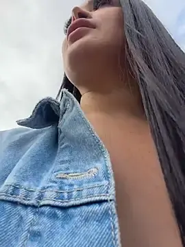 Stripchat Sex Cam of Sara_fun