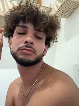 Stripchat Nude Webcam of Gipsyboysteve