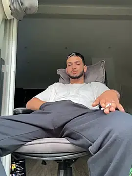 Stripchat Best live sex cam show of Gipsyboysteve