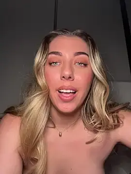 Stripchat Sex Chat of Aussielulu