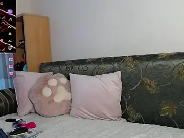 Stripchat Nude Webcam of MakiimaStar