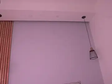 Stripchat Live Porn of mia-reeves