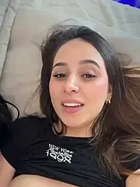 Stripchat Adult Webcam of Naughty_hanna1