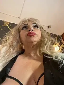 Stripchat Live Porn of scarlett_sexx69