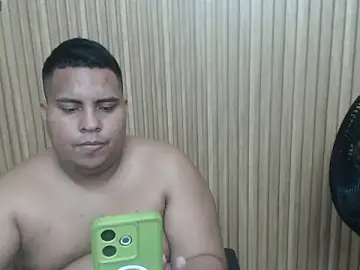 Stripchat Watch Live Sex Cams of Poolsex_69