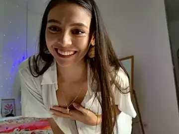 Stripchat Free Porn Cam of keirasworld