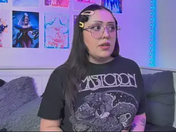 Stripchat Watch Live Sex Cams of snowblack_
