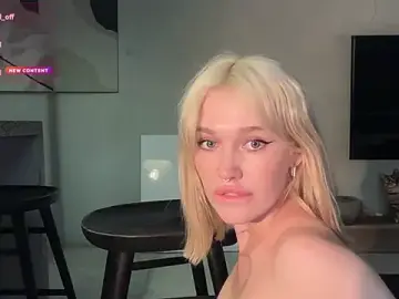 Stripchat Watch Live Sex Cams of Golden_Aline