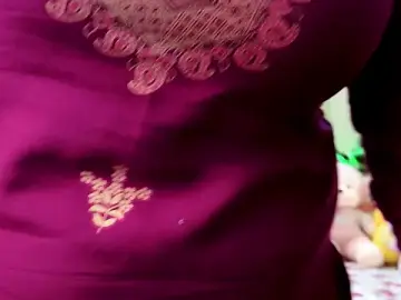 Stripchat Free Porn Cam of thyAnvi