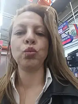 Stripchat Sex Chat of sky_sanz1