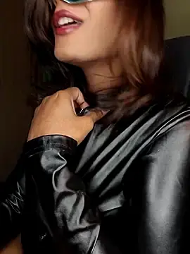 Stripchat Best live sex cam show of Queenniaa