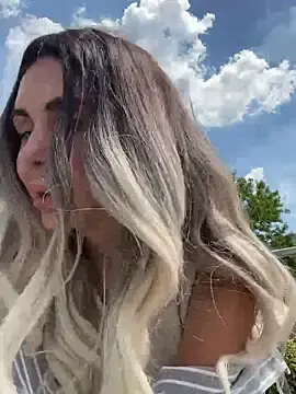 Stripchat Best Webcam of SandraCarter