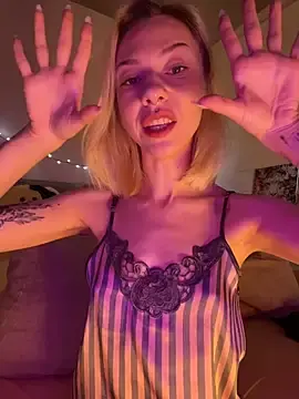 Stripchat Sex Chat of _urbestie_