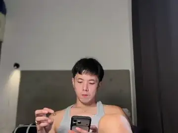 Stripchat Sex Cam of Addictiveboi