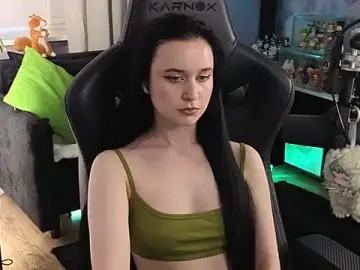 Stripchat Best live sex cam show of KiraLiLime