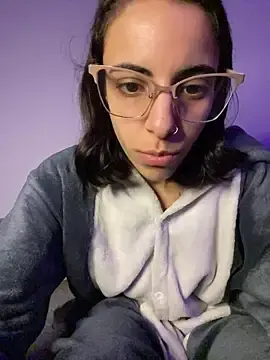 Stripchat Nude Webcam of Poison_Ivy_29