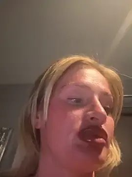 Stripchat Adult Webcam of jadey19x