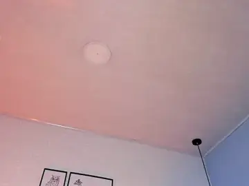 Stripchat Live Sex Cam of ninna_curly