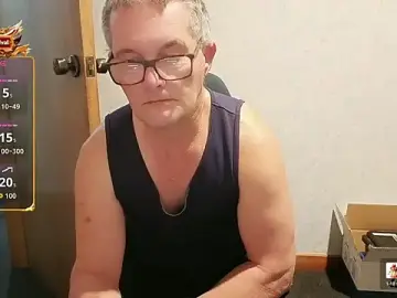 Stripchat Free Porn Cam of daddy_man