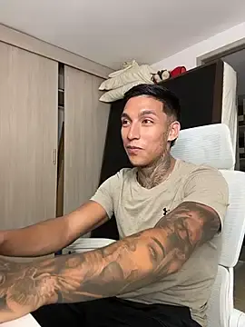Stripchat Live Sex Cam of sendfer
