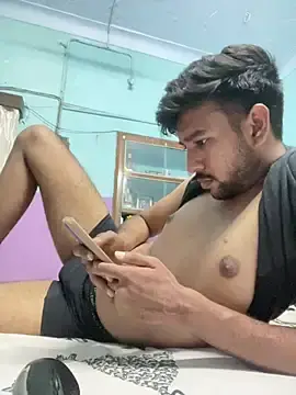 Stripchat Free Porn Cam of Theguyat12am
