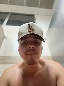 Stripchat Free Porn Cam of adam-rivera