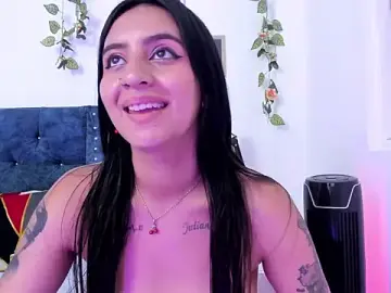 Stripchat Free Porn Cam of heidy_777