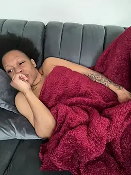 Stripchat Free Live Porn of BonnyMolhada