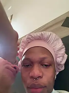 Stripchat Free Porn Cam of BonnyMolhada
