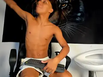Stripchat Free Live Porn of tyler_twink_boy
