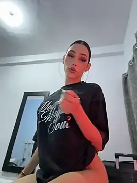 Stripchat Free Porn Cam of Carlita_cute