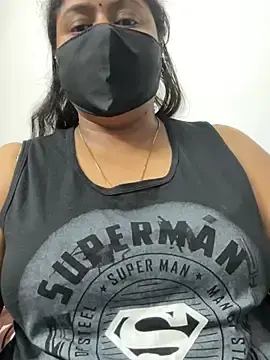 Stripchat Live Porn of LouleyRani_