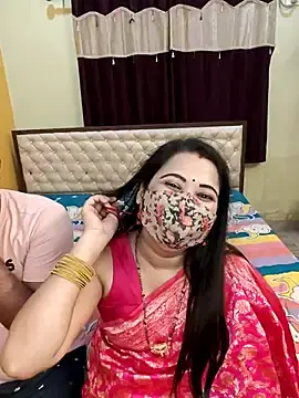 Stripchat Live Sex Cam of MONAJI_HOT