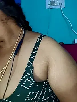 Stripchat Watch Live Sex Cams of TamilSembaruthi143