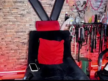Stripchat Watch Live Sex Cams of Liltildeman_moon