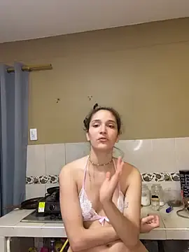 Stripchat Free Porn Cam of TeensNews18