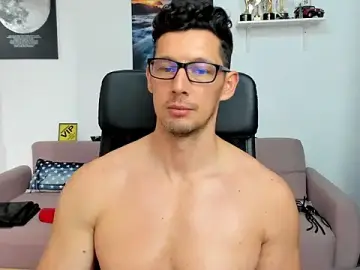 Stripchat Free Porn Cam of BrutusK08