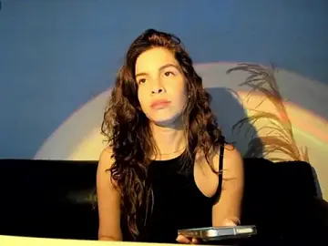 Stripchat Watch Live Sex Cams of jessyegoldenn