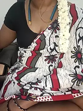 Stripchat Nude Webcam of Tamil-hotwife