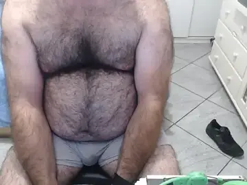 Stripchat Free Live Porn of MysterBearMG
