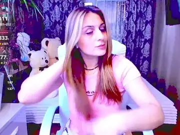 Stripchat Live Sex Cam of Viki__love__