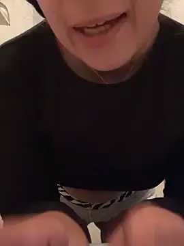 Stripchat Free Live Porn of lylyacachonda