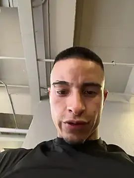 Stripchat Free Porn Cam of willclayy