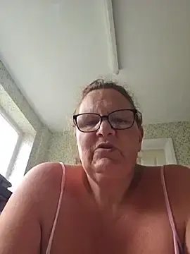 Stripchat Adult Webcam of MissQueenBeex