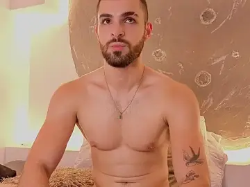 Stripchat Adult Webcams of Apolo_lux1