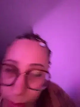 Stripchat Sex Cam of queenlo_xxx